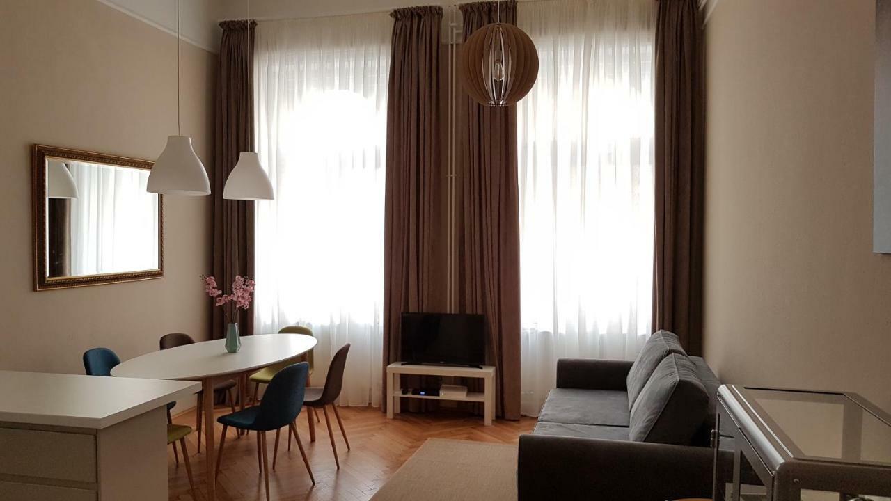 Cbs Apartments 布达佩斯 外观 照片