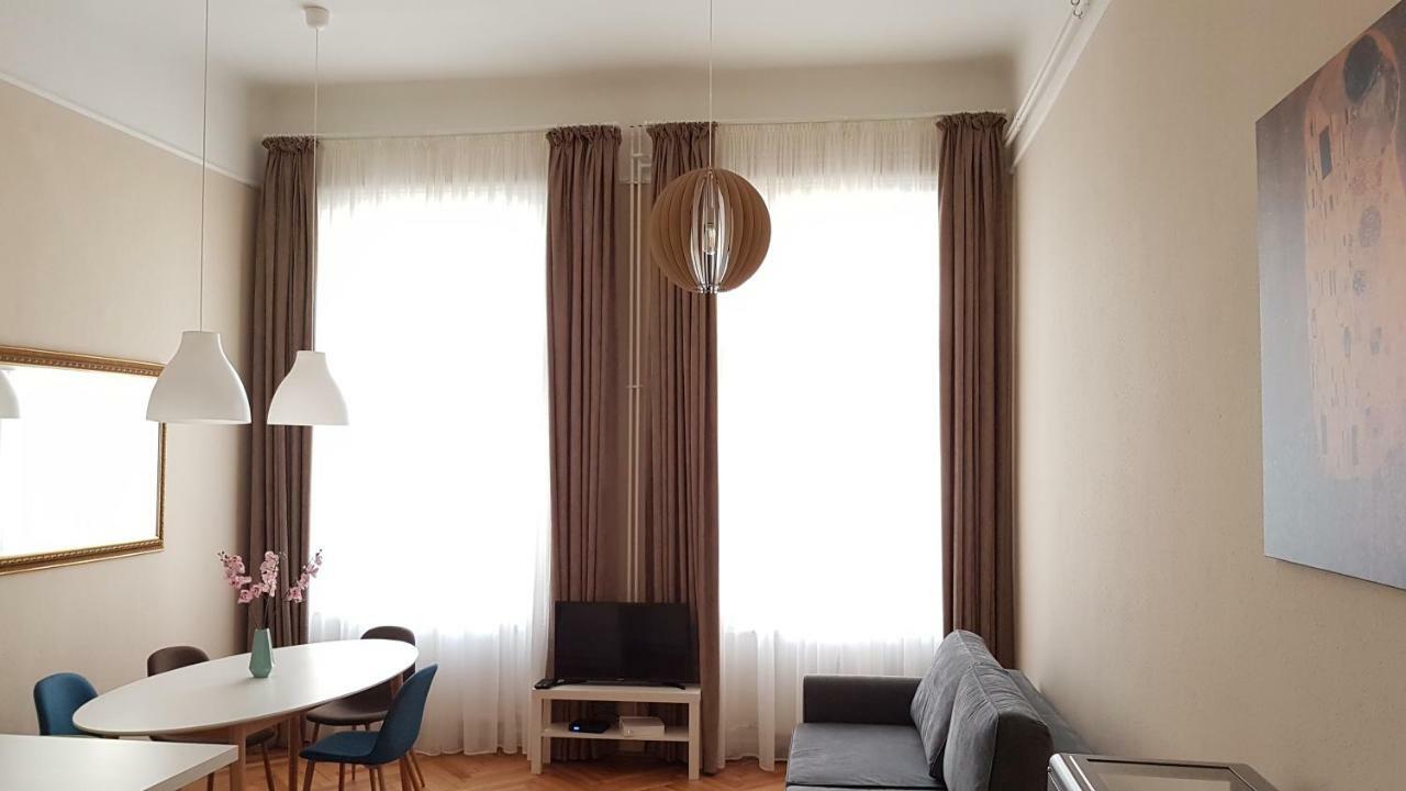Cbs Apartments 布达佩斯 外观 照片
